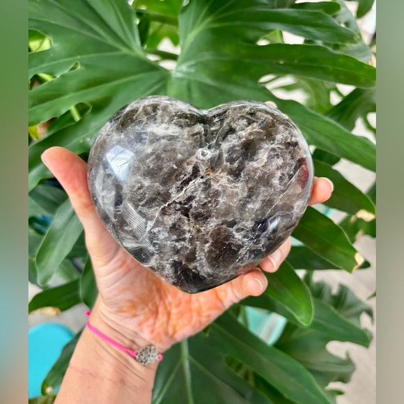 Smoky Quartz Heart - Picture 2 of 6